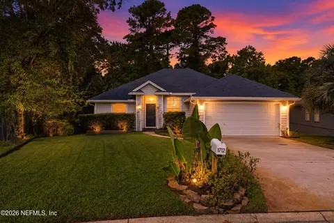1712 Chandelier Cir W, Jacksonville, FL 32225