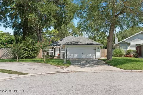 7611 Leafy Forest Way, Jacksonville, FL 32277