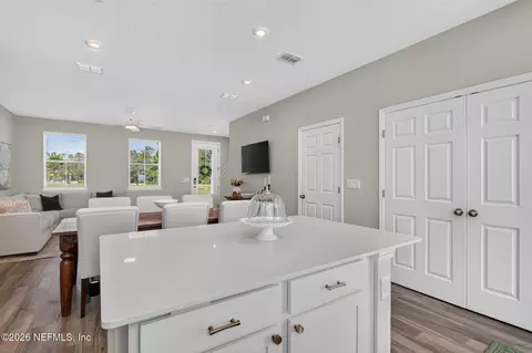 Entry Way - 43 Downing Dr, Saint Johns, FL 32259 photo 4 of 10