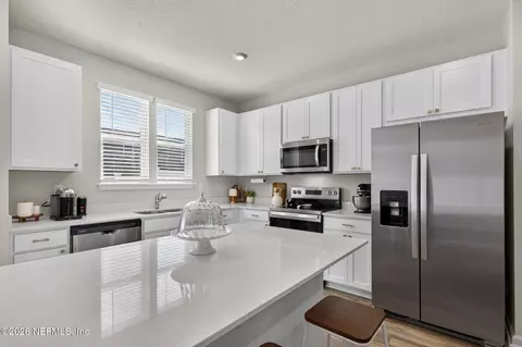 Kitchen - 43 Downing Dr, Saint Johns, FL 32259 photo 2 of 4