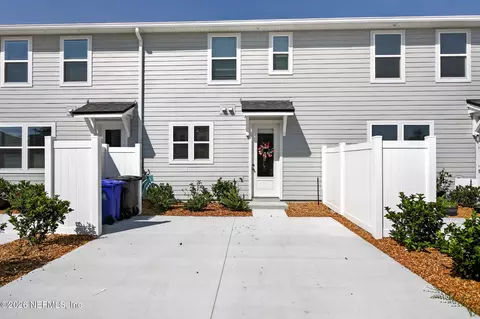 Exterior - 43 Downing Dr, Saint Johns, FL 32259 photo 3 of 5