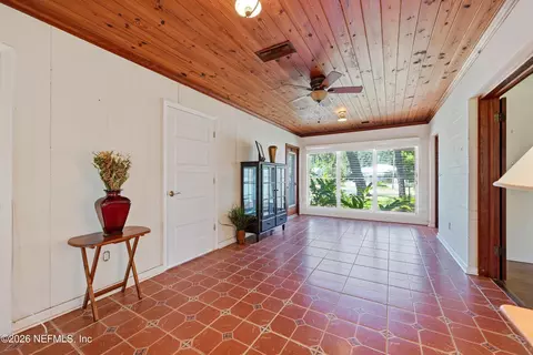 Exterior - 49 Sylvan Dr, Saint Augustine, FL 32084 photo 2 of 15