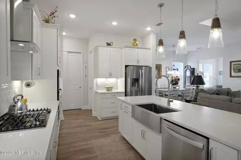 Kitchen - 502 Knotted Birch Ave, Saint Augustine, FL 32092 photo 2 of 7