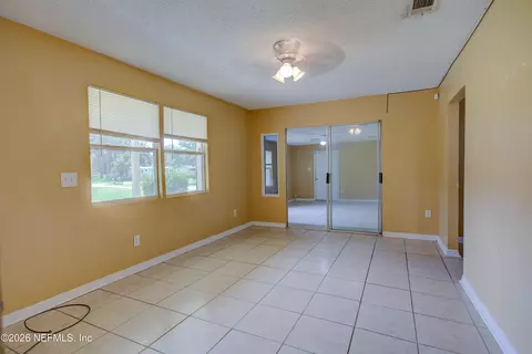 Living - 57022 Alderman Dr, Yulee, FL 32097 photo 7 of 7