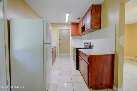 Kitchen - 57022 Alderman Dr, Yulee, FL 32097 photo 1 of 3