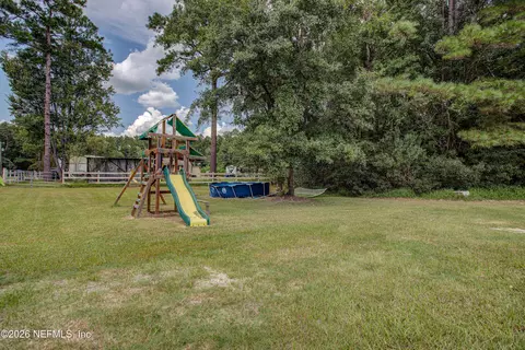 Exterior - 57022 Alderman Dr, Yulee, FL 32097 photo 5 of 7