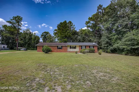Exterior - 57022 Alderman Dr, Yulee, FL 32097 photo 2 of 7