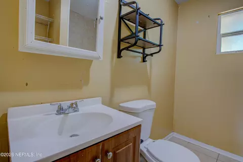 Bath - 57022 Alderman Dr, Yulee, FL 32097 photo 3 of 3