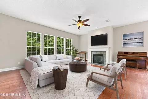 Living - 1316 Chelsey Cir, Saint Augustine, FL 32092 photo 4 of 7