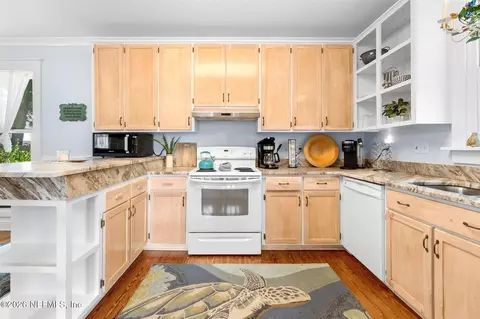 Kitchen - 18 Locust St, Saint Augustine, FL 32084 photo 2 of 4