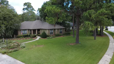4526 Oak Bay Dr W, Jacksonville, FL 32277