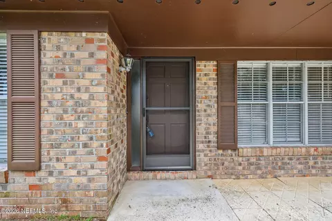 Exterior - 8364 Pointer Dr N, Jacksonville, FL 32221 photo 2 of 6