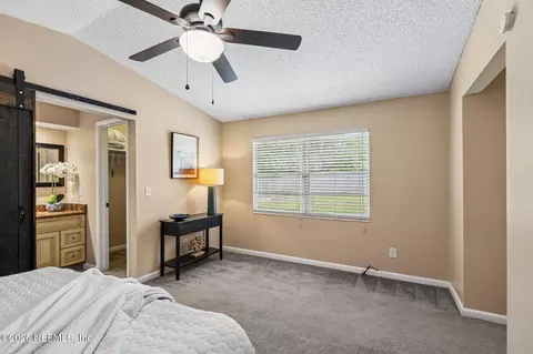 Bedroom - 8364 Pointer Dr N, Jacksonville, FL 32221 photo 2 of 5