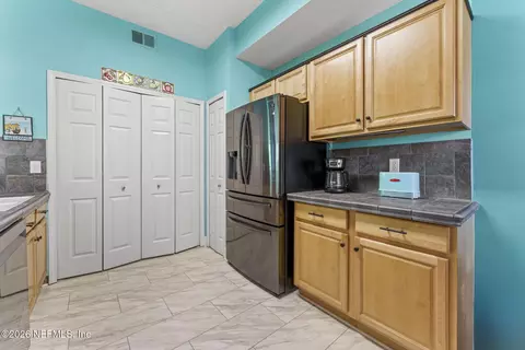 Kitchen - 710 Augusta Cir, Saint Augustine, FL 32086 photo 4 of 4