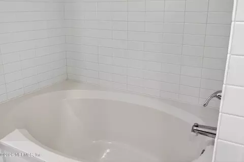 Bath - 955 Registry Blvd #212, Saint Augustine, FL 32092 photo 6 of 6
