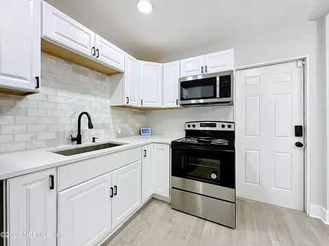 821 W 30th St, Jacksonville, FL 32209