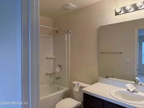 Bath - 392 Coastline Way, Saint Augustine, FL 32092 photo 3 of 3