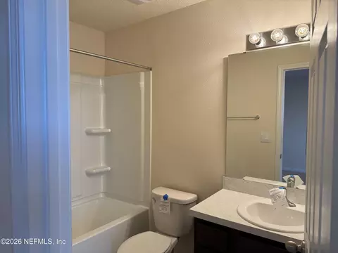 Bath - 392 Coastline Way, Saint Augustine, FL 32092 photo 2 of 3