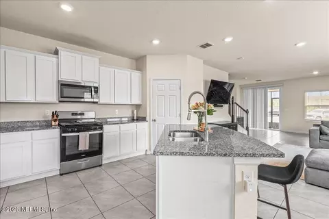 Kitchen - 164 Java Ln, Saint Augustine, FL 32092 photo 2 of 3