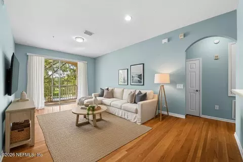 7801 Point Meadows Dr #8202, Jacksonville, FL 32256
