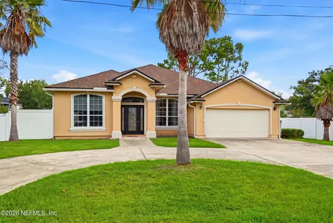 13525 Chauny Rd, Jacksonville, FL 32246