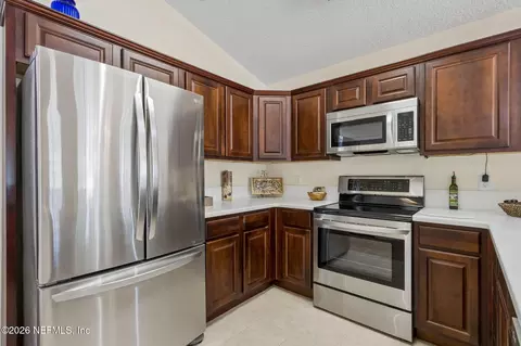 Kitchen - 97012 Laffites Way, Yulee, FL 32097 photo 7 of 7