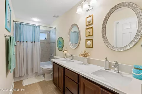 Bath - 97012 Laffites Way, Yulee, FL 32097 photo 6 of 8