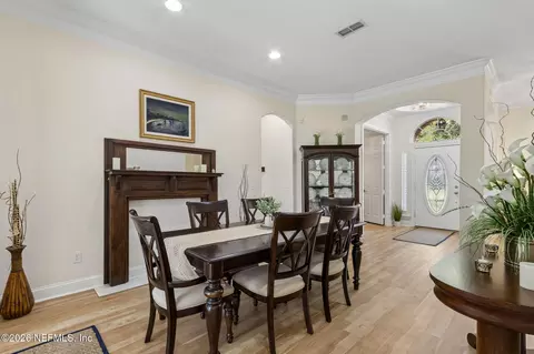 Dining - 97012 Laffites Way, Yulee, FL 32097 photo 5 of 8