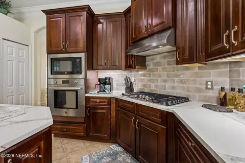 Kitchen - 97012 Laffites Way, Yulee, FL 32097 photo 4 of 7