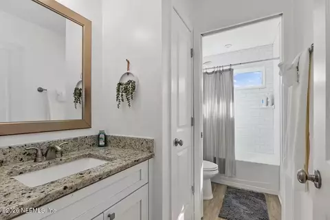 Bath - 211 Twenty-first St, Saint Augustine, FL 32084 photo 3 of 6