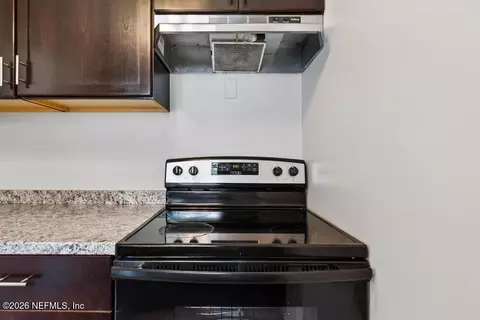 Kitchen - 344 5th Way, Interlachen, FL 32148 photo 6 of 6