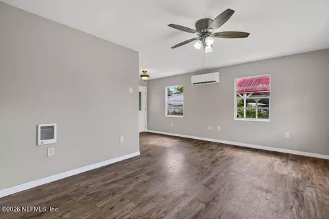 Living - 344 5th Way, Interlachen, FL 32148 photo 1 of 8