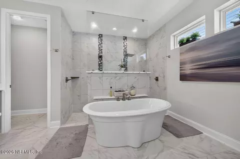 Bath - 672 Silver Pine Dr, Saint Augustine, FL 32092 photo 4 of 6
