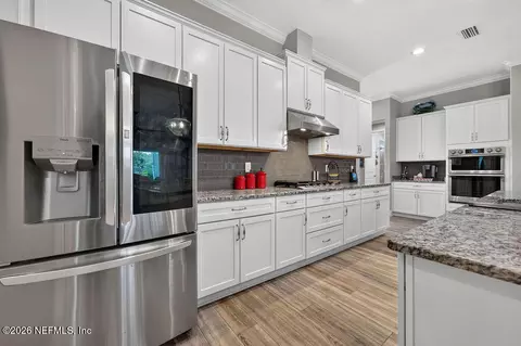 Kitchen - 672 Silver Pine Dr, Saint Augustine, FL 32092 photo 4 of 6
