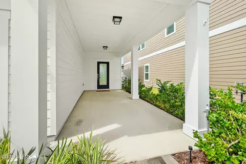 Exterior - 542 Silver Landing Dr, Saint Augustine, FL 32092 photo 2 of 19