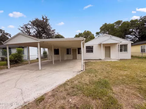8951 Adams Ave, Jacksonville, FL 32208