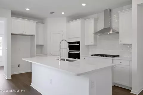 Kitchen - 775 Farmfield Dr, Saint Augustine, FL 32092 photo 2 of 3