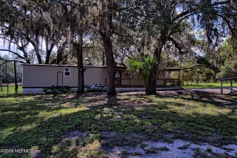 203 Pond Cir, Interlachen, FL 32148 photo 20