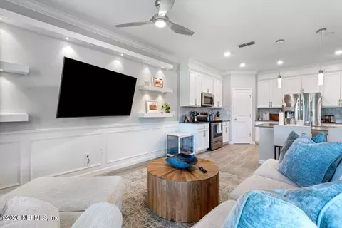 Living - 155 Appleton Ct, Saint Augustine, FL 32092 photo 2 of 2