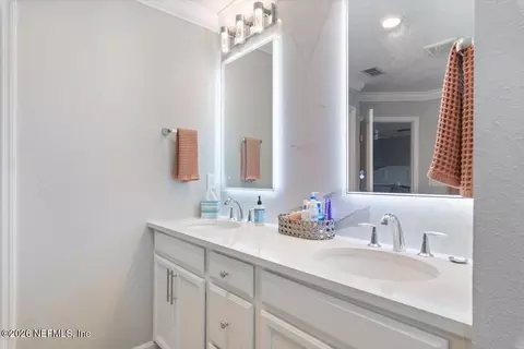 Bath - 155 Appleton Ct, Saint Augustine, FL 32092 photo 6 of 8