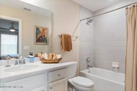 Bath - 155 Appleton Ct, Saint Augustine, FL 32092 photo 7 of 8