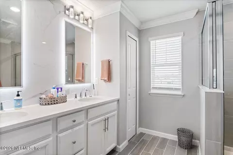 Bath - 155 Appleton Ct, Saint Augustine, FL 32092 photo 4 of 8