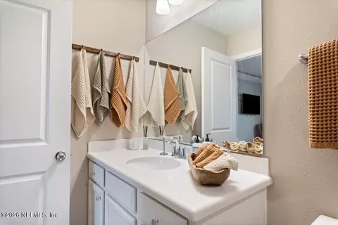 Bath - 155 Appleton Ct, Saint Augustine, FL 32092 photo 8 of 8