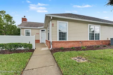4365 Edgewater Crossing Dr #11-3, Jacksonville, FL 32257