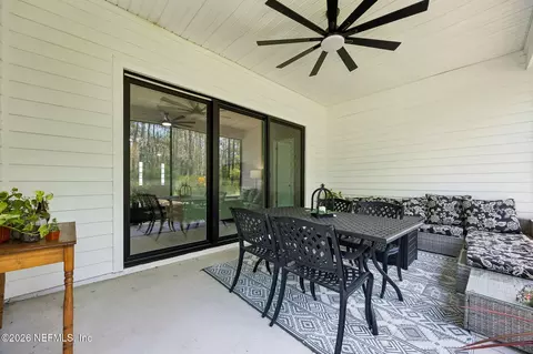 Exterior - 85292 Sandy Ridge Loop, Yulee, FL 32097 photo 3 of 6