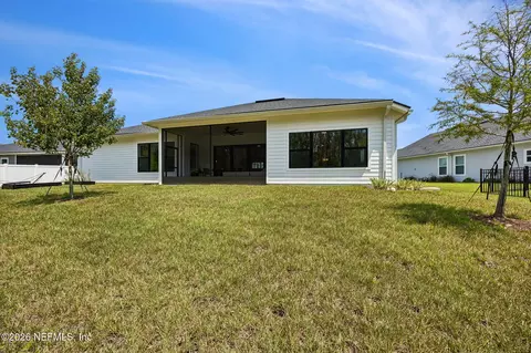 Exterior - 85292 Sandy Ridge Loop, Yulee, FL 32097 photo 4 of 6