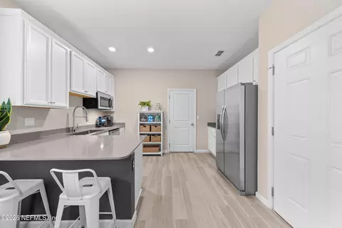 Kitchen - 105 Bloomfield Way, Saint Augustine, FL 32092 photo 4 of 5