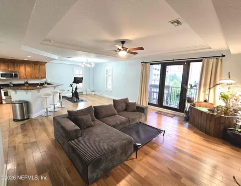 1478 Riverplace Blvd #202, Jacksonville, FL 32207