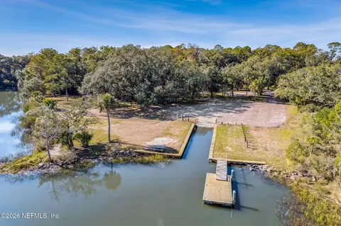 View/Area - 97028 Landing Trl, Yulee, FL 32097 photo 6 of 7