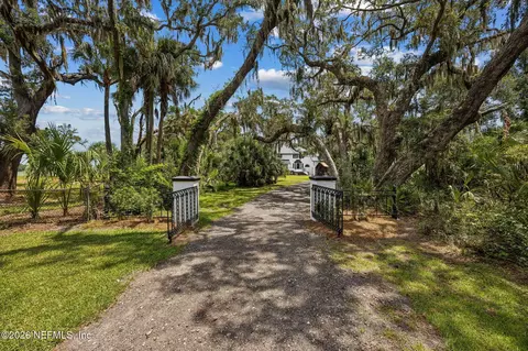 Exterior - 97028 Landing Trl, Yulee, FL 32097 photo 2 of 12